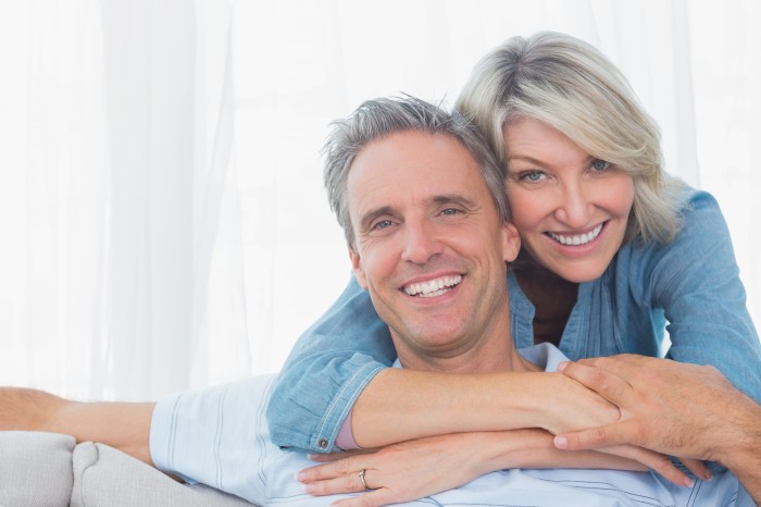 Die Zahnzusatzversicherung übernimmt die Kosten für zahlreiche Behandlungen, die die Gesundheit Ihrer Zähne und Ihr Lächeln erhalten.