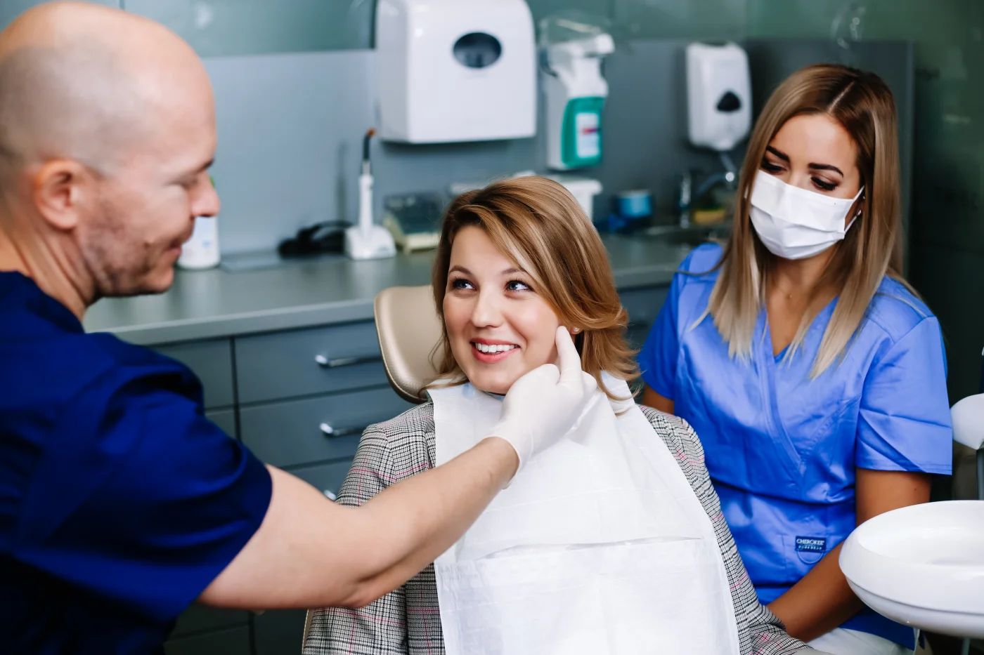 Oralchirurgische Behandlung in der CompletDent Zahnklinik in Budapest
